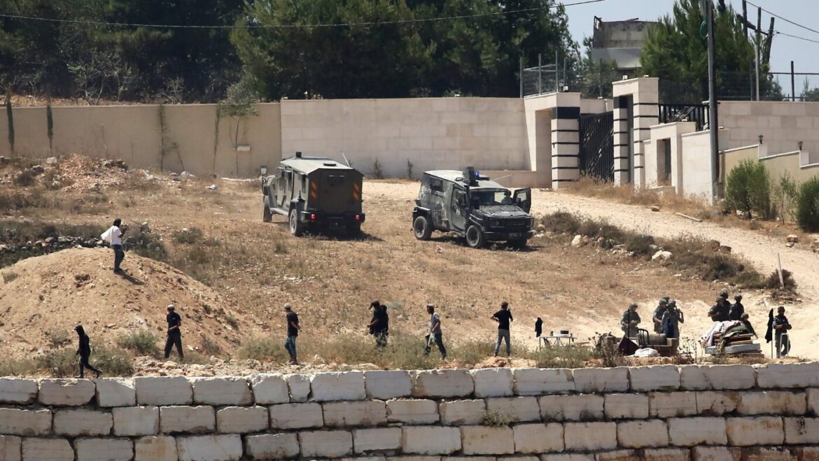 West Bank Settlers Besiege Palestinian Homes as US Ambassador Condemns Terror