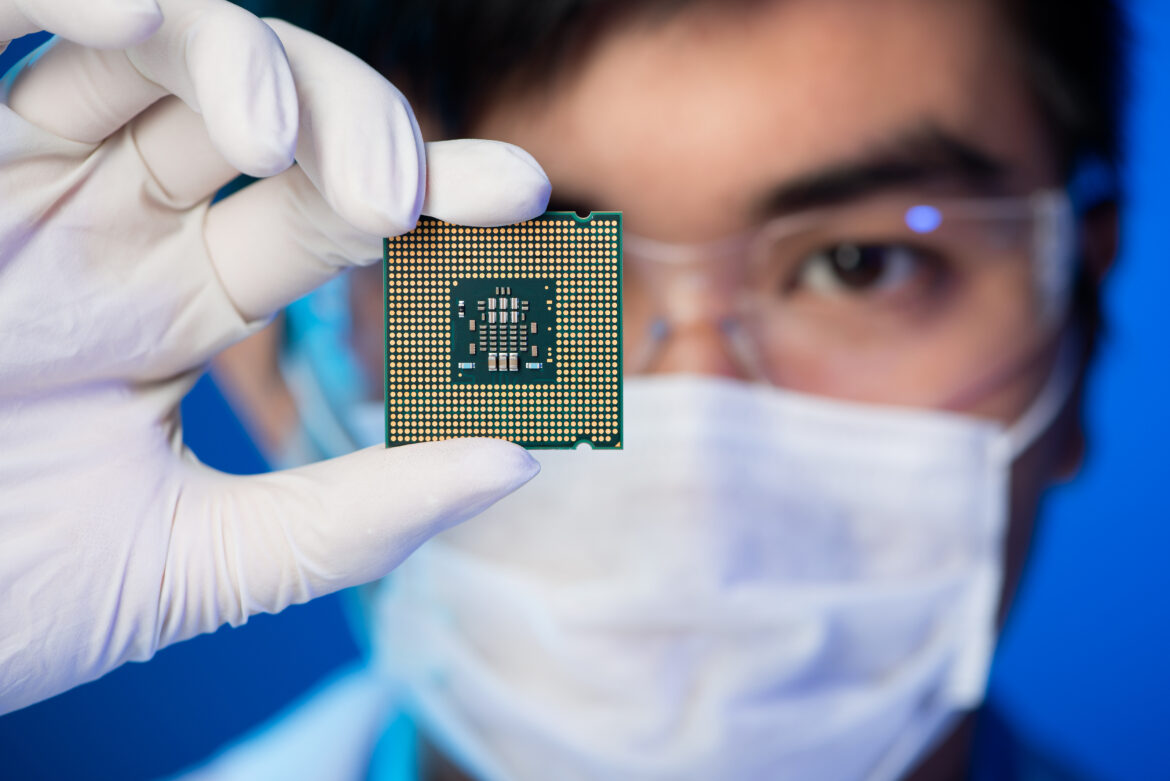 Prediction: Micron and Taiwan Semiconductor Manufacturing Stocks Will Both Rebound to Fresh Highs Before 2026 Ends