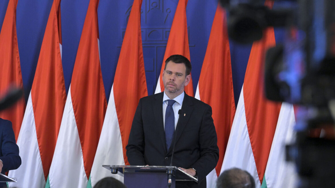Vitézy Dávid Declares M6 Highway Concession Contract Invalid