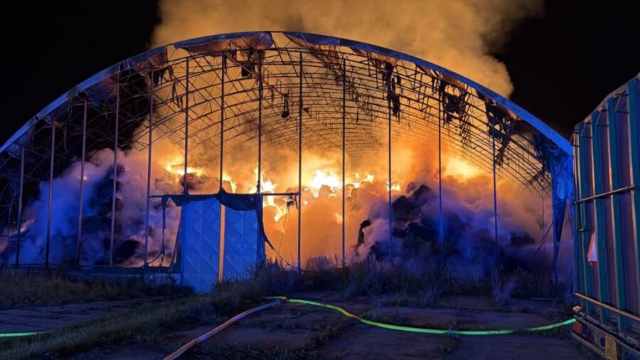 Bruntál District Fire Destroys Straw Storage Causing 30M CZK Damage