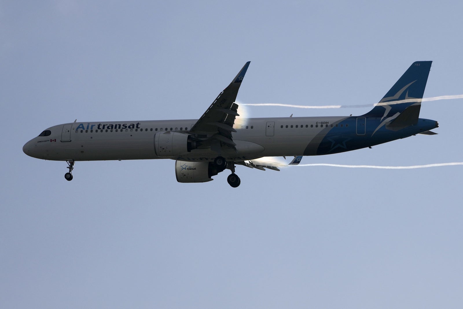 Canadian Airlines Draw $625 Million in Federal Aid as Fuel Costs Surge