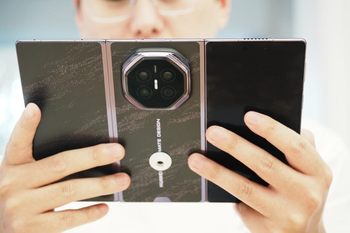 Huawei and Xiaomi Launch New Foldables Ahead of Apple's Expected Debut