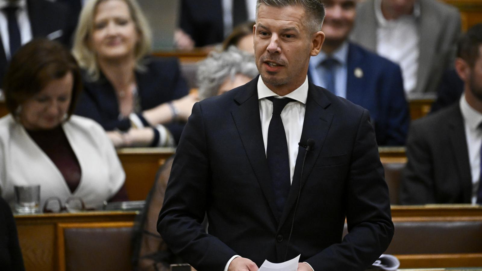 Magyar Péter leszögezte, amíg Tisza-kormány van, nem épül ukrán kőolajtároló