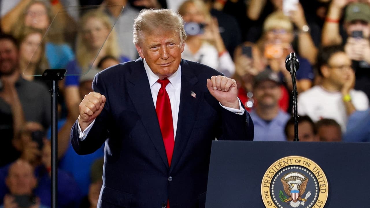 Trump Returns to White House Early Amid Rising Middle East Tensions
