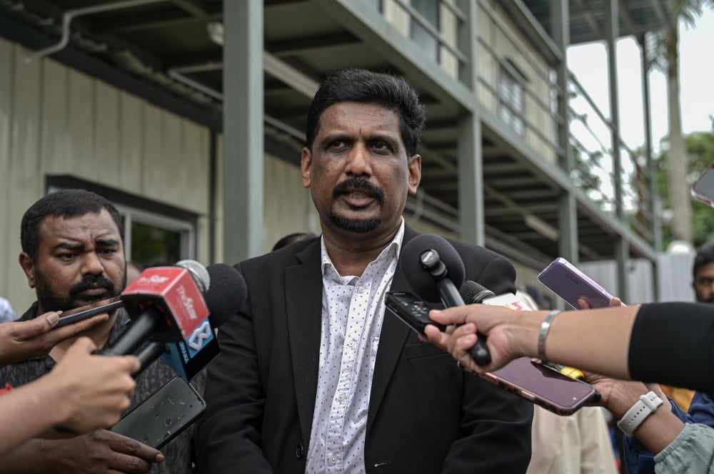 Families Press Wisma Putra Over Missing Malaysians in Nepal