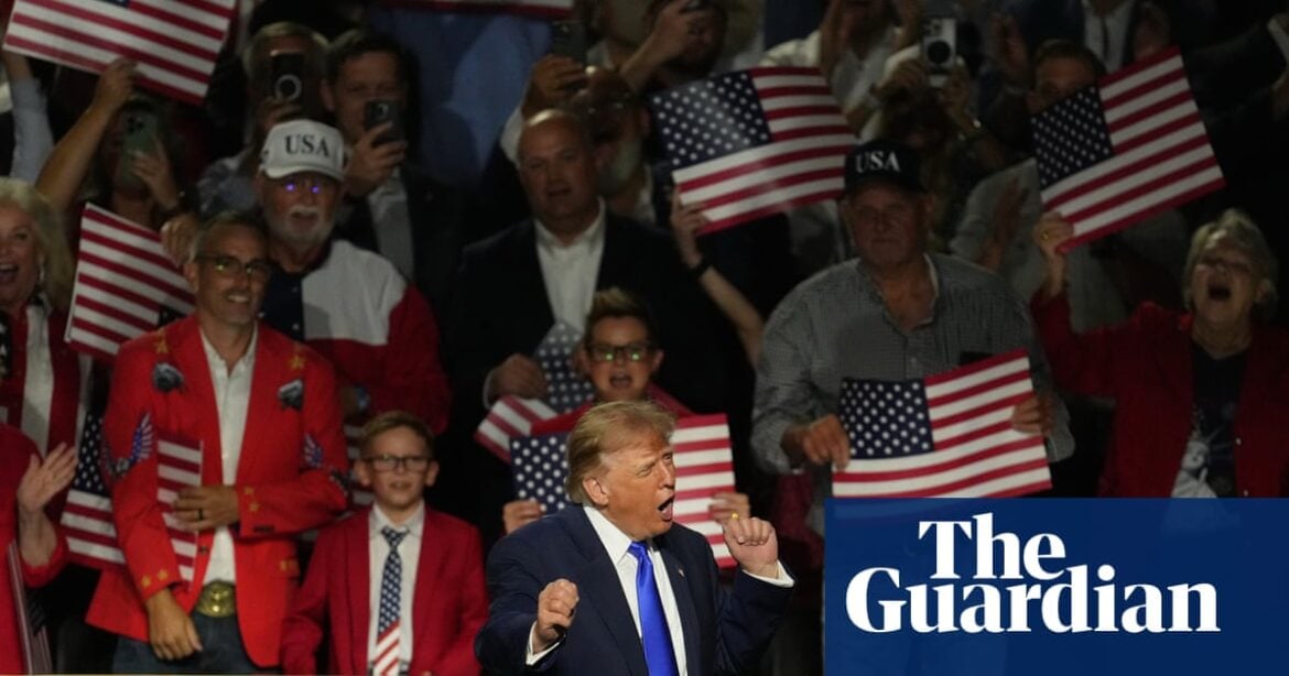 Trump Pledges $5,000 Dividend to Citizens if GOP Keeps Congress