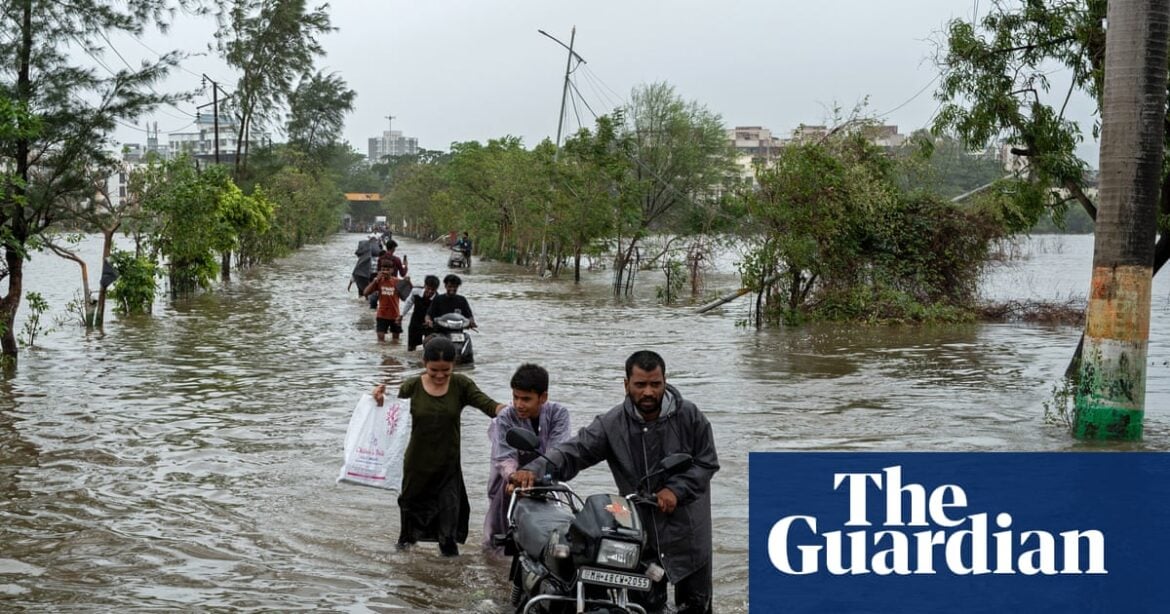 UN Warns Global Heating Will Reach At Least 1.8C and Overshoot 1.5C Goal