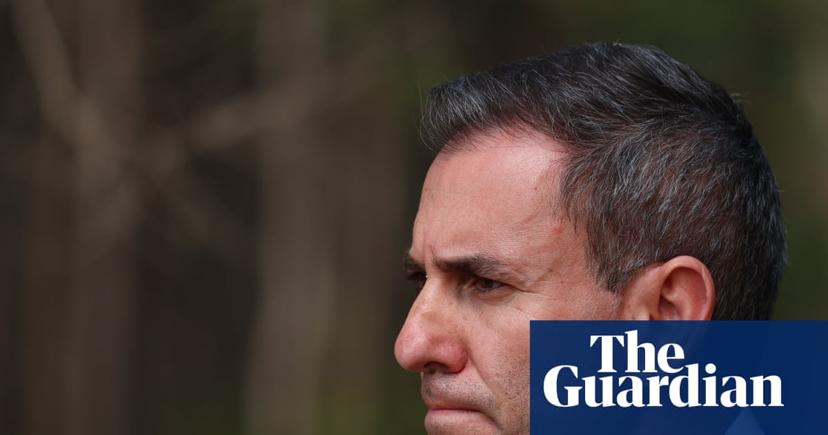 Australian Inflation Leaps to 4% Amid Fuel and Building Surges