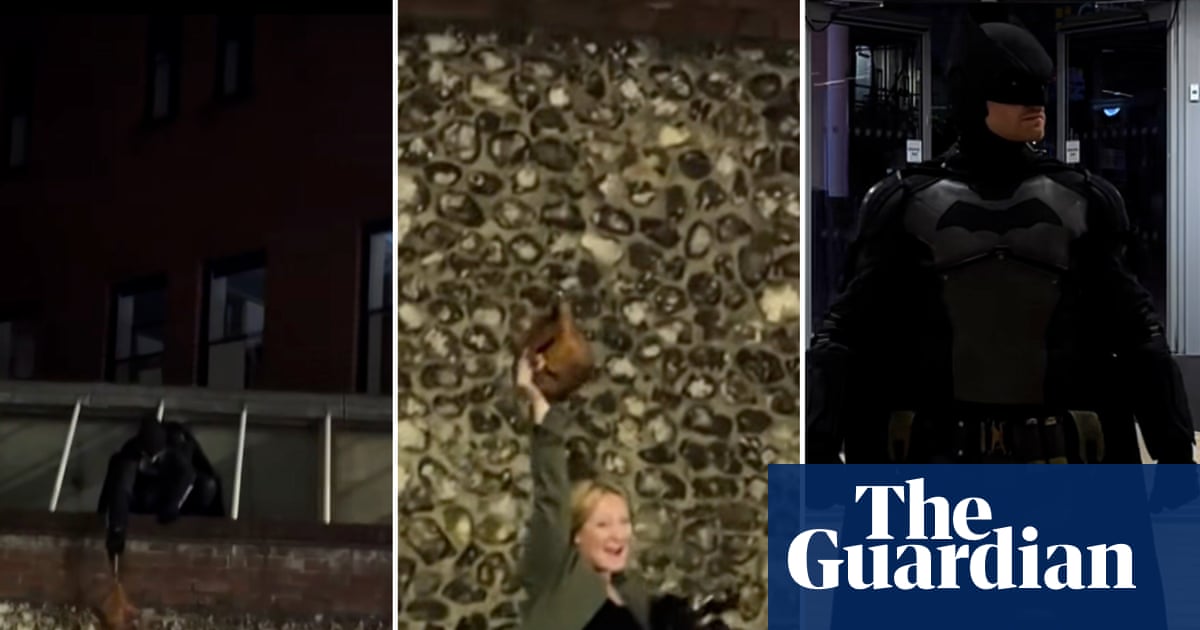 Batman Cosplayer Chases Thief and Retrieves Stolen Handbag in Norwich