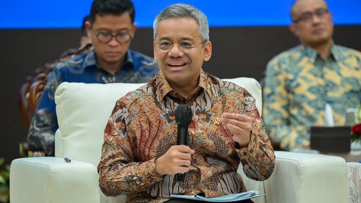 Indonesia's Finance Ministry to Acquire 60% Stake in Whoosh Train Operator