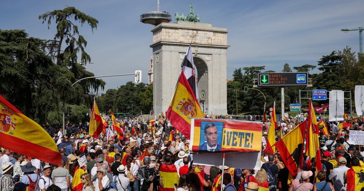 Thousands Protest in Madrid Over Ceuta Crisis and Demand Early Elections