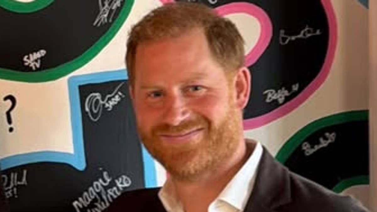 Prince Harry makes first UK public appearance at Invictus Spirit Awards