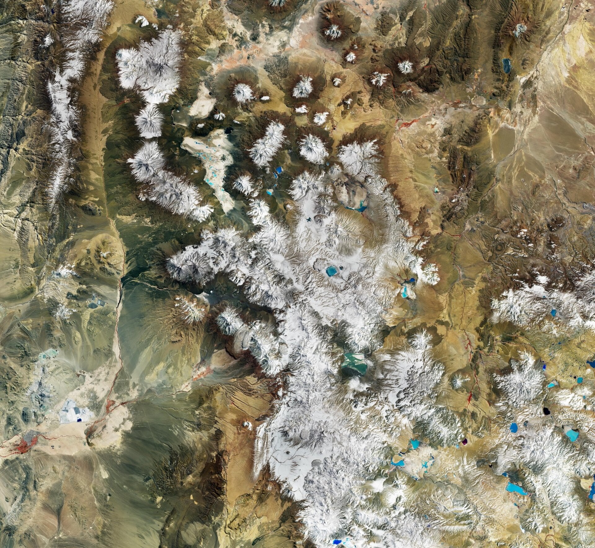 Laguna Colorada Captured in Stunning New Satellite Images of the Andes