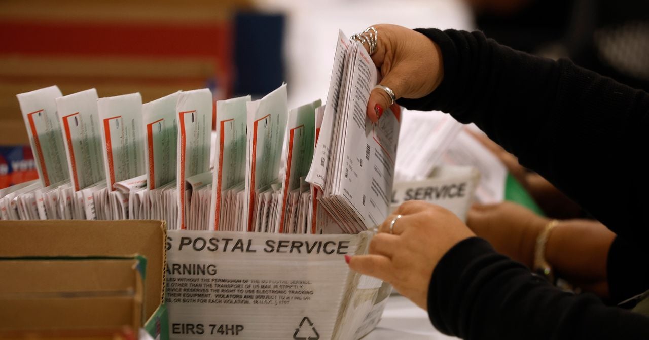 Supreme Court Blocks Trump's Mail-In Voting Plan