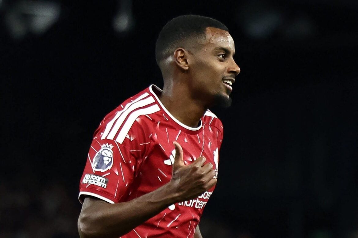 Liverpool Beat Ipswich 2-0 as Alexander Isak Scores Early Double