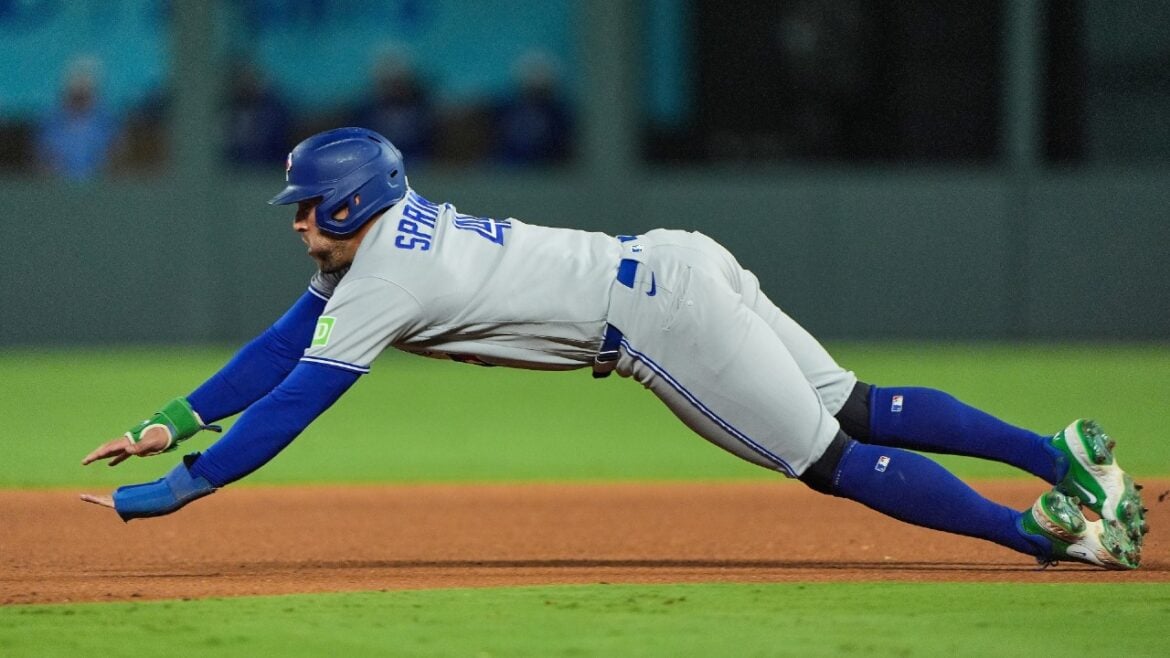 Brad Fay and Kevin Barker break down the Toronto Blue Jays' win over the Kansas City Royals, and how relievers Tyler Rogers
