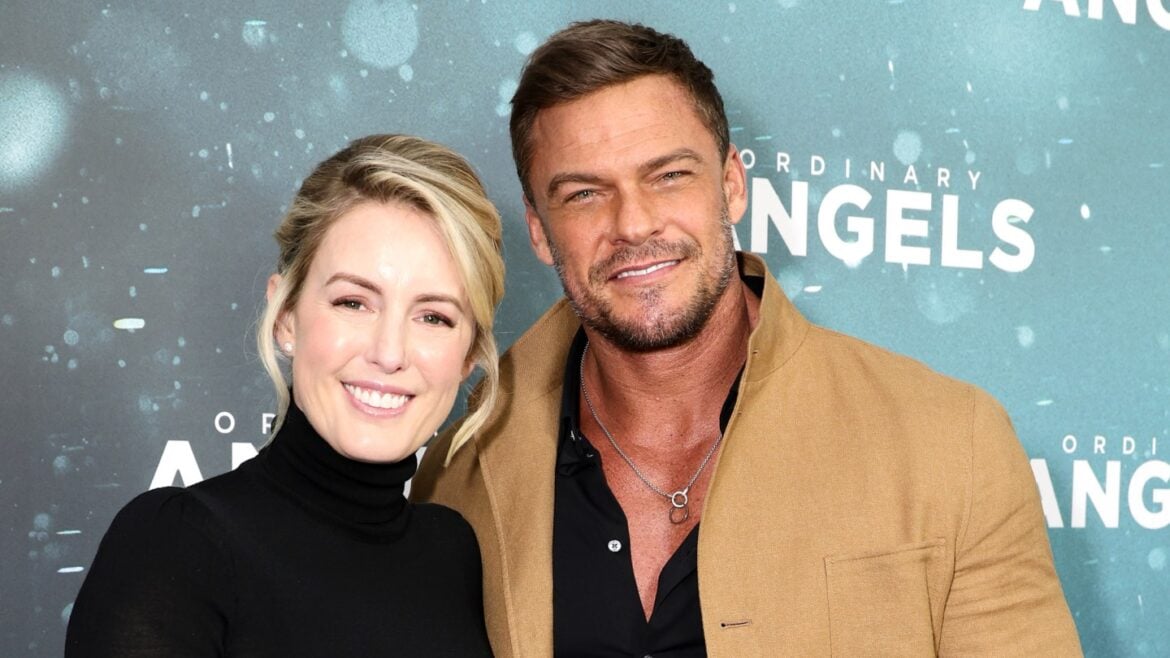 NEW YORK, NEW YORK - FEBRUARY 19: (L-R) Catherine Ritchson and Alan Ritchson attends the Lionsgate's "Ordinary Angels" New