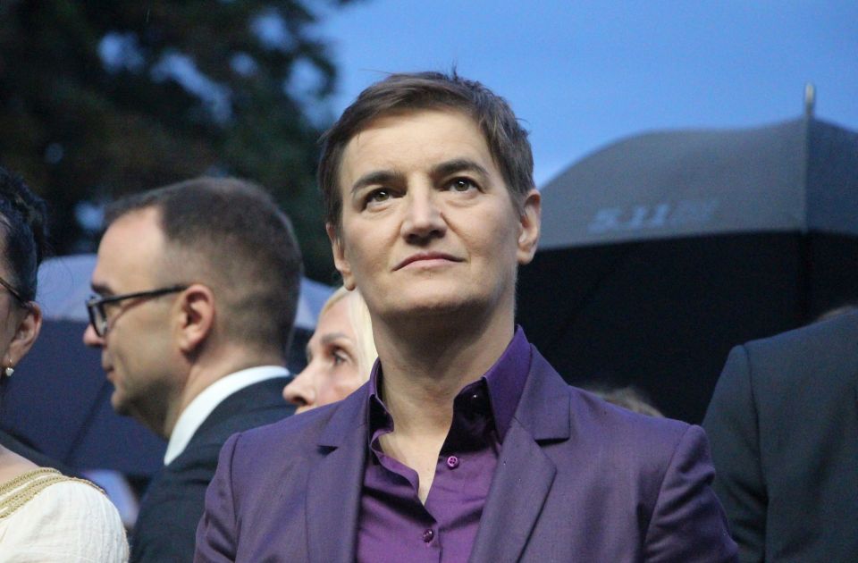 Ana Brnabić Defends Director of Jovina Gimnazija