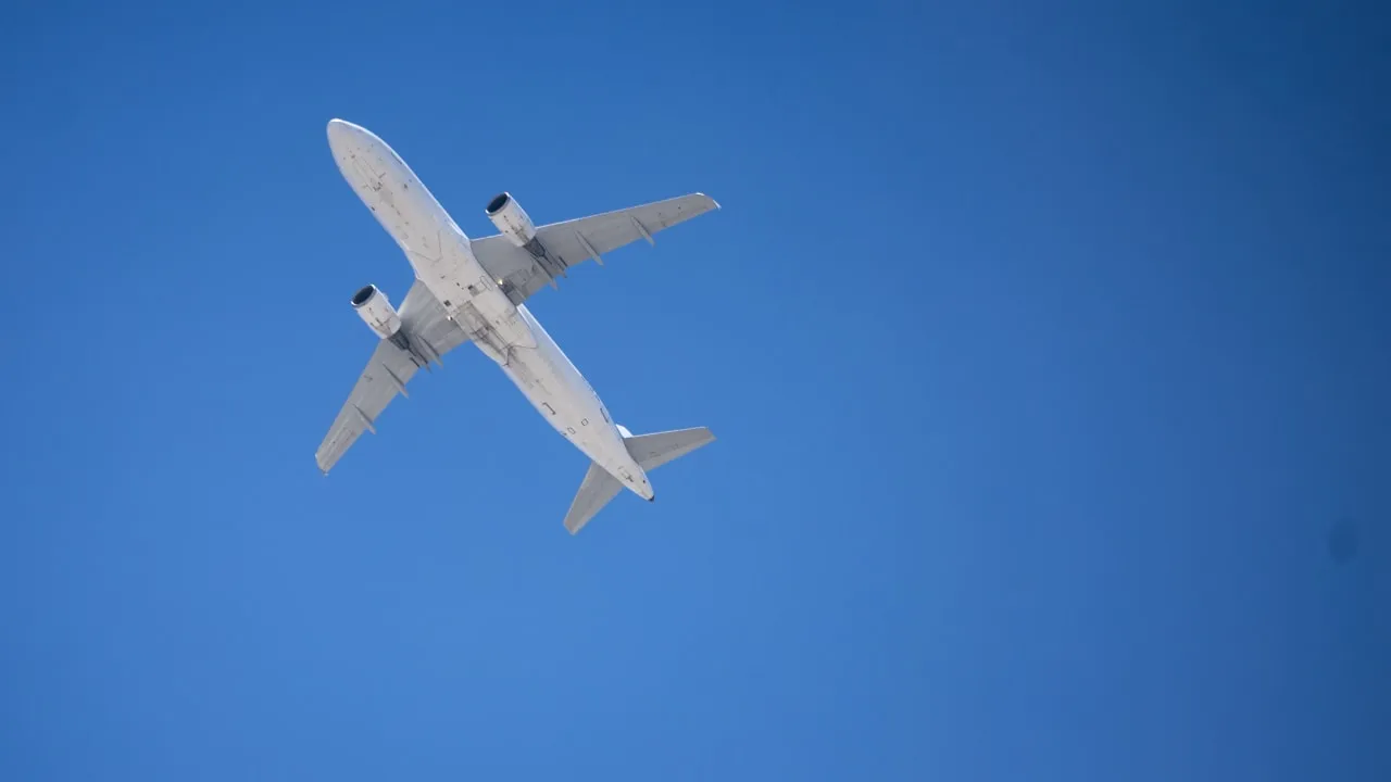 Iranian Flights Suspended Over US Sanctions Threat in Iraq