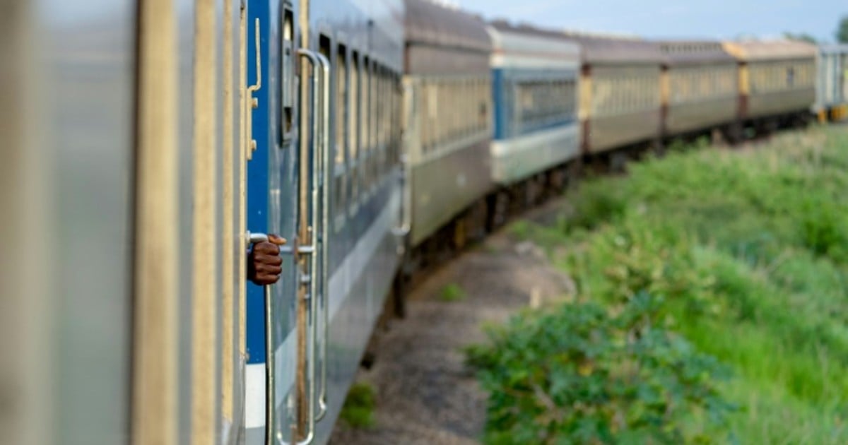 Zimbabwe is negotiating a $115 million Afreximbank facility to acquire locomotives and wagons for its state railway