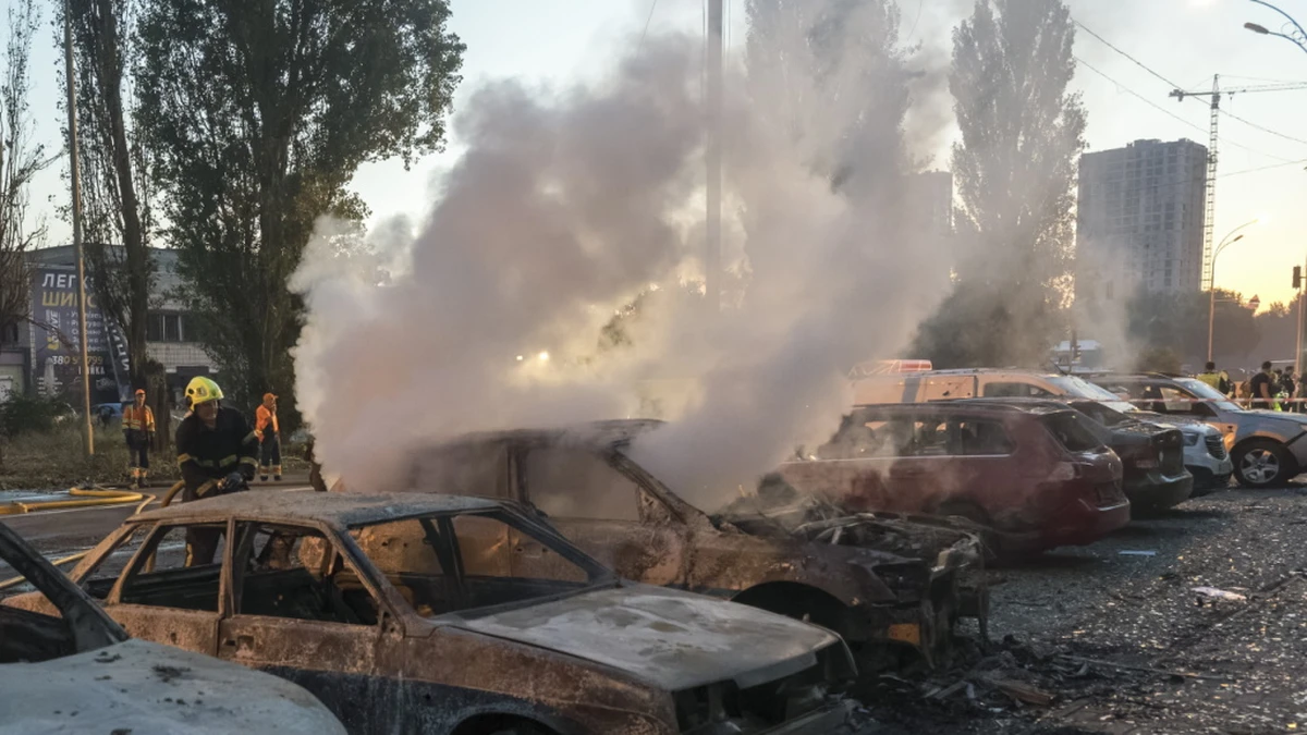 Kiev et Zaporijjia ont notamment été visées dans la nuit de vendredi à samedi. La veille, une attaque contre un centre