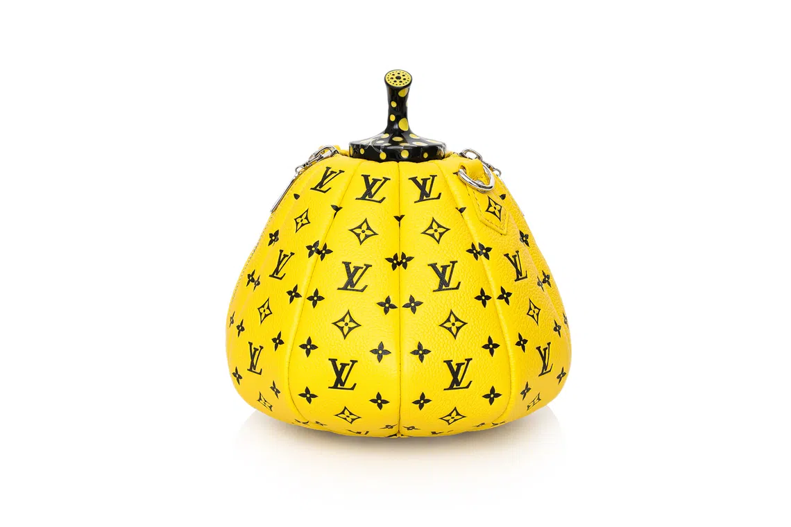 Singapore Money Laundering Auction Raises S$1.1M as Rare LV Bag Hits S$87K