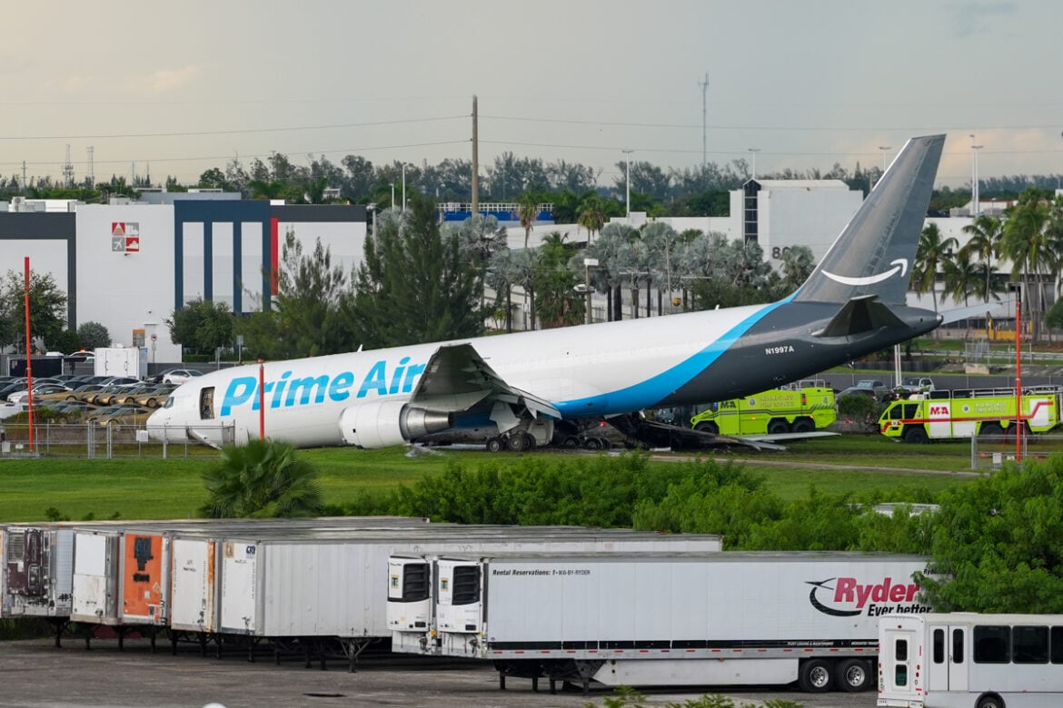 Amazon Cargo Plane Leaves 5 Dead