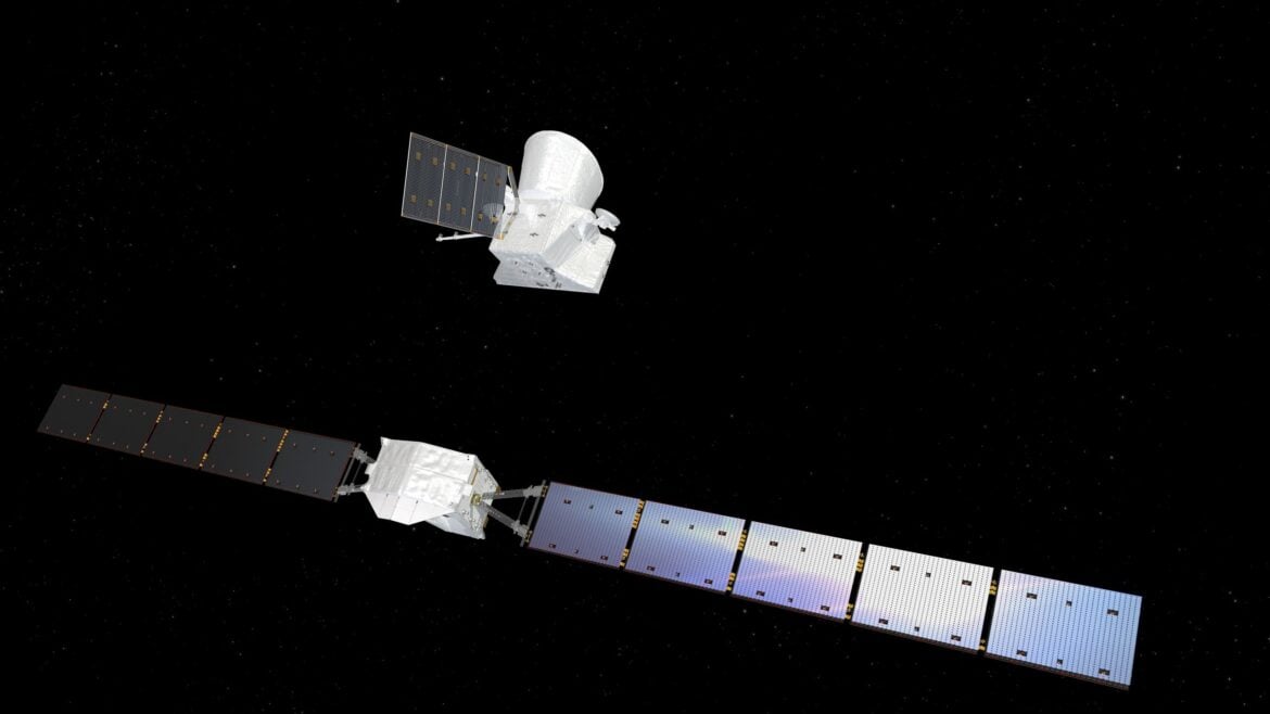 Artist’s impression showing the Mercury Transfer Module separate from the BepiColombo Mercury Planetary Orbiter (MPO) and