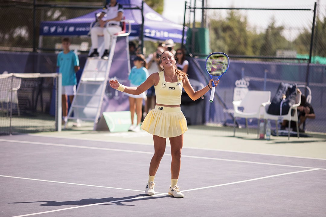Charo Esquiva Wins First Professional Title at ITF W50 Tournament in Yecla