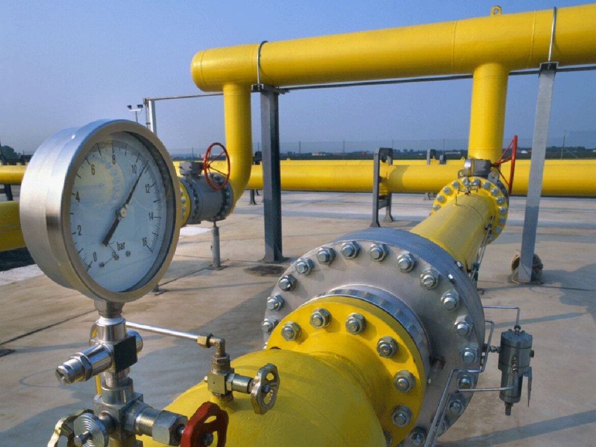 Oil Prices Surge as Middle East Tensions Spark Global Energy Turbulence