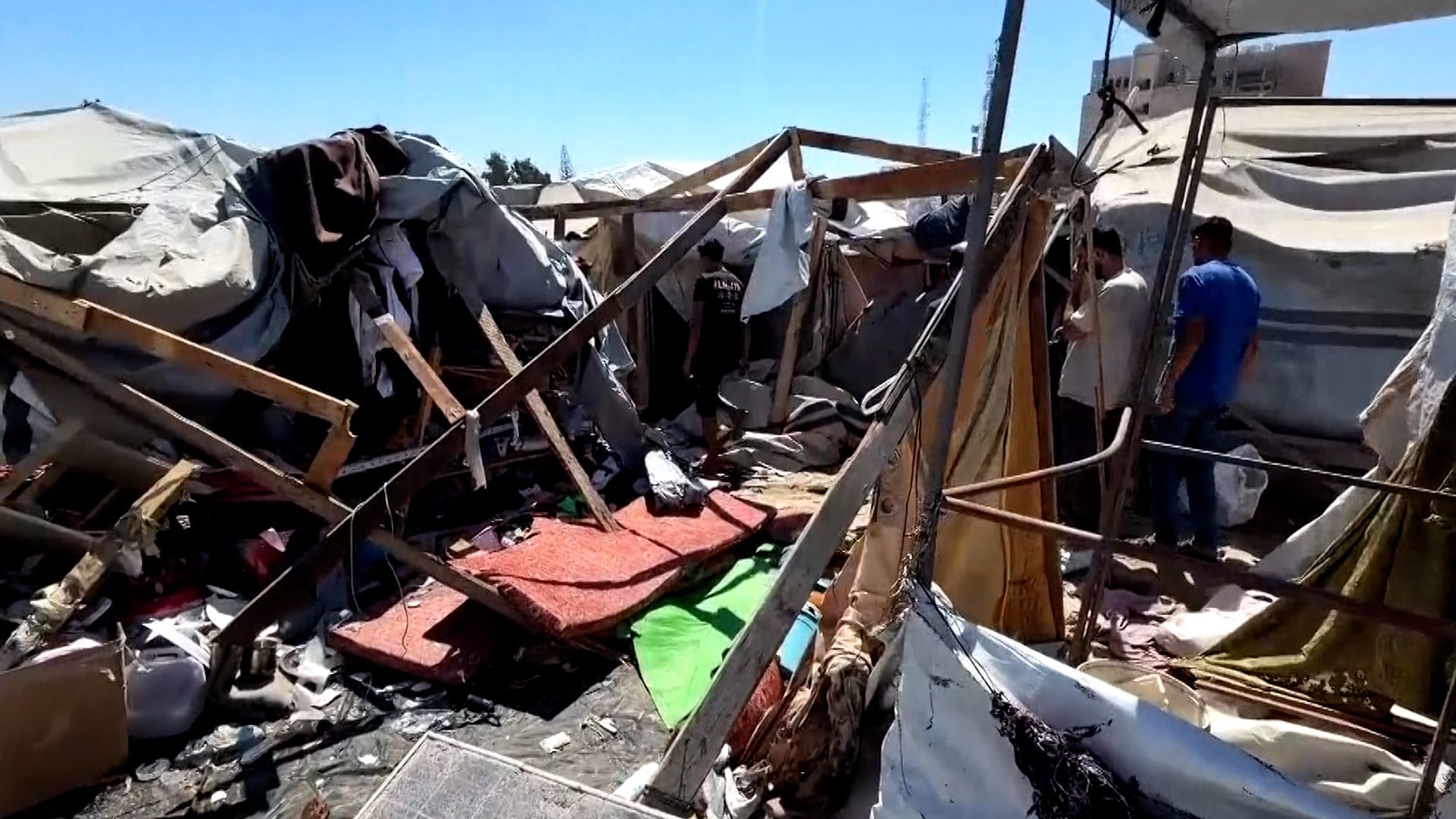 Israeli attack targets Gaza displacement camp