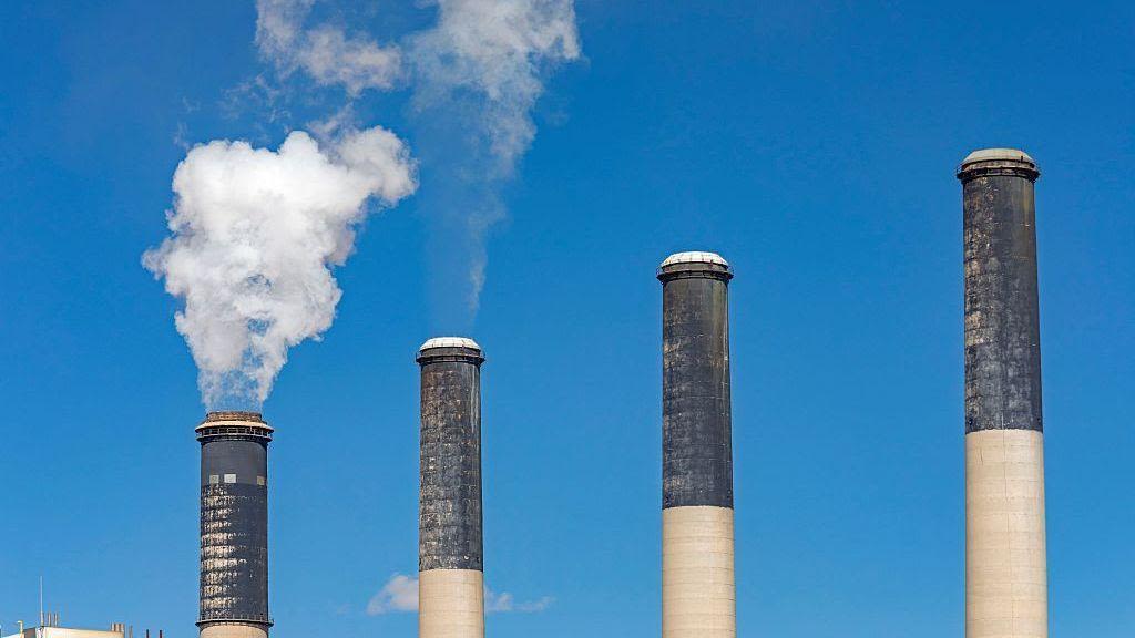 US scraps limits on emissions from coal and gas power plants