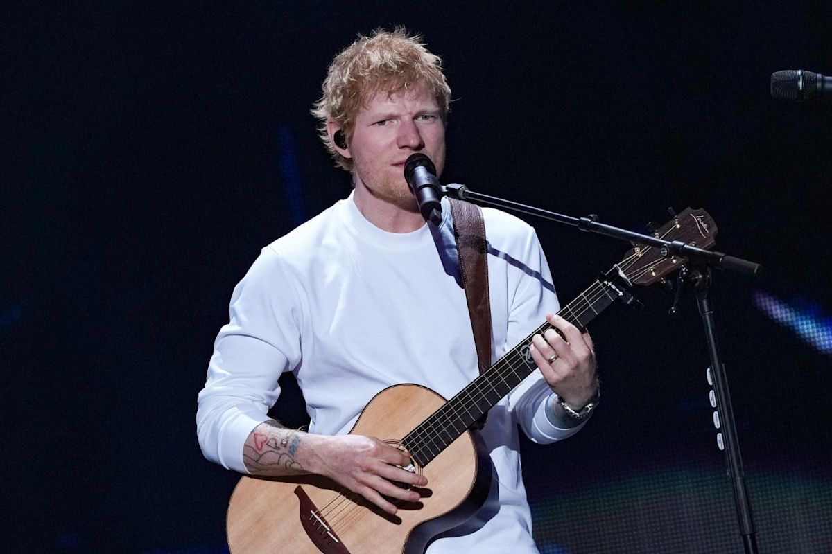Amelia Dimoldenberg Roasts Ed Sheeran on Saturday Night Live UK