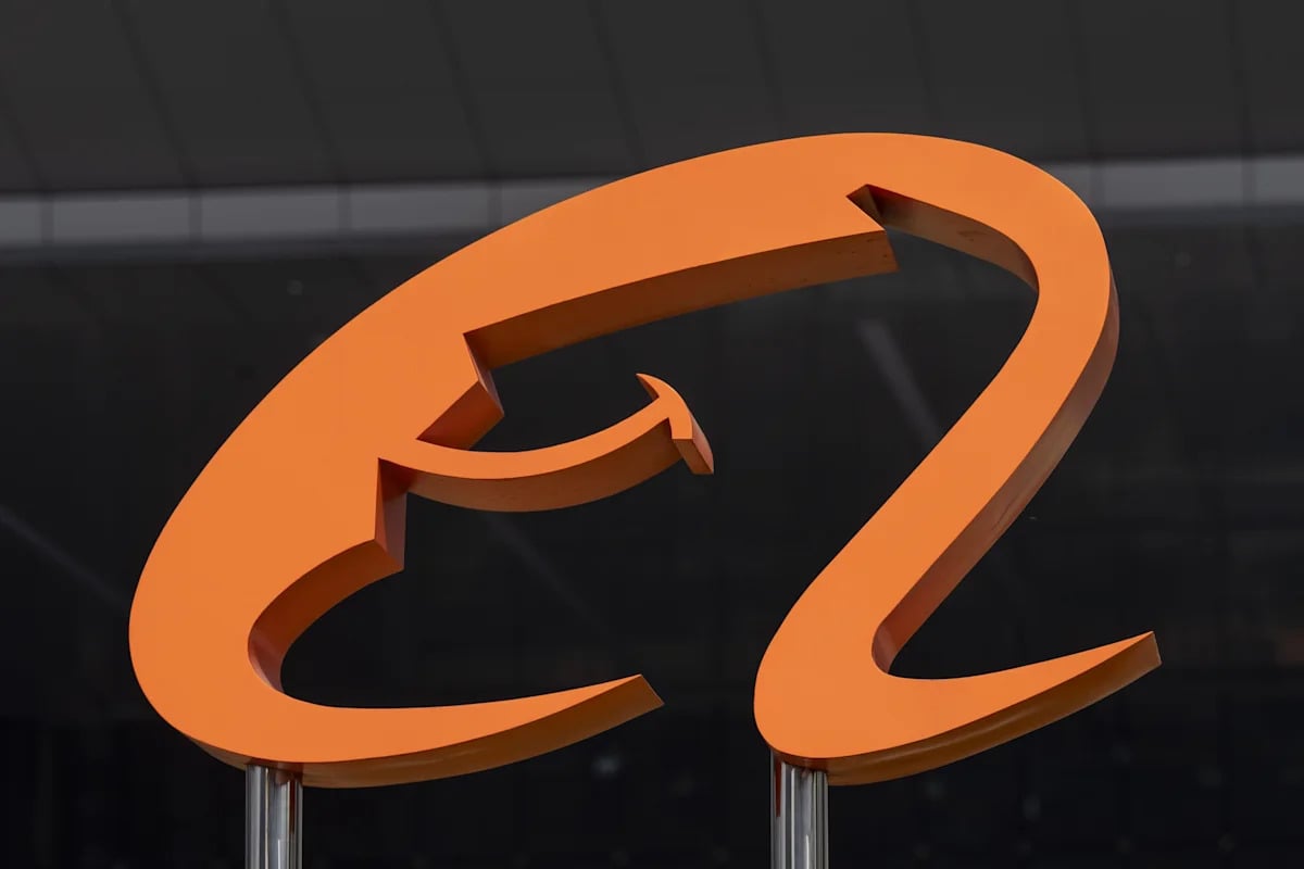 Alibaba Unveils Zhenwu V900 Chip and Plans 10 Trillion Parameter AI Model