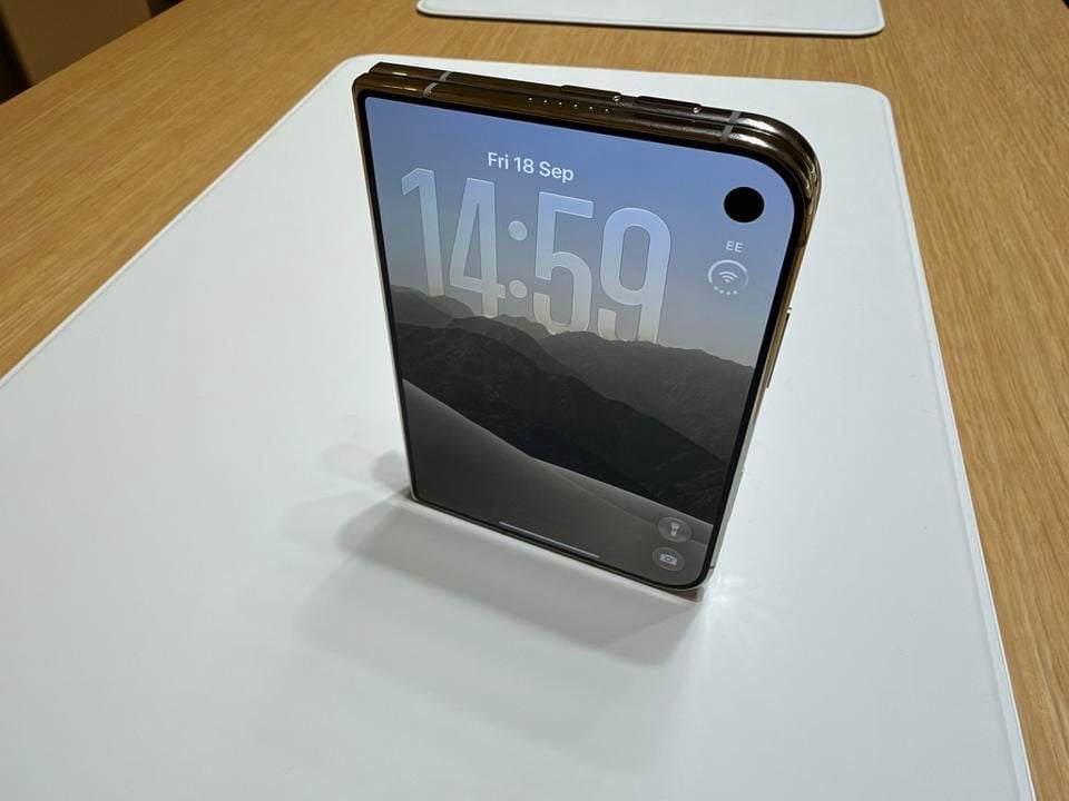 Apple iPhone Duo Release Date Set for October
