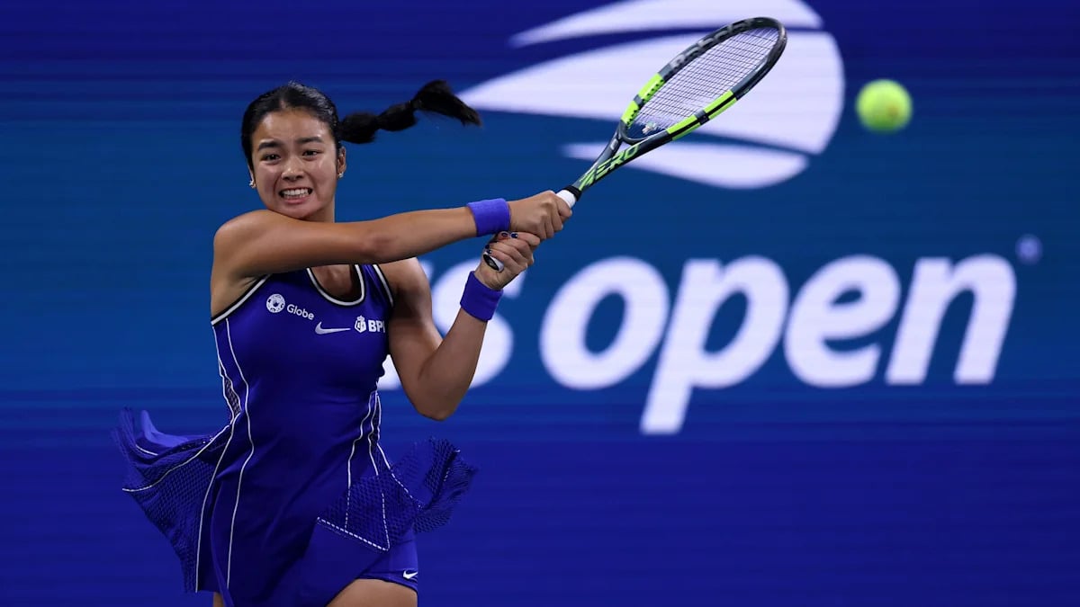 Alex Eala Starts Singapore Tennis Open Campaign Against Tatiana Prozorova
