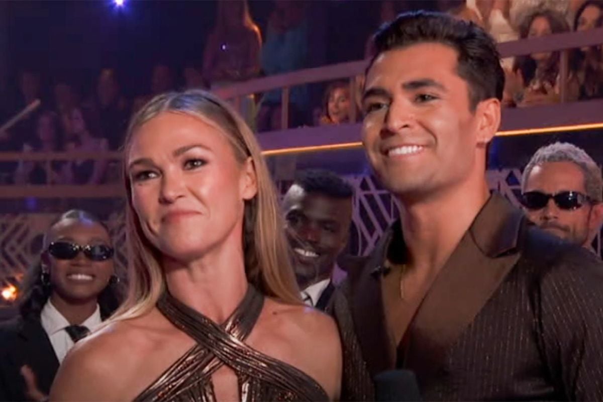 Julia Stiles Breaks Down in Tears During Dancing with the Stars Rehearsals