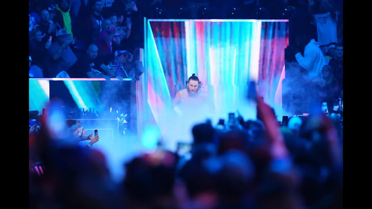 Sami Zayn Recaptures Undisputed WWE Title From CM Punk After Chaos