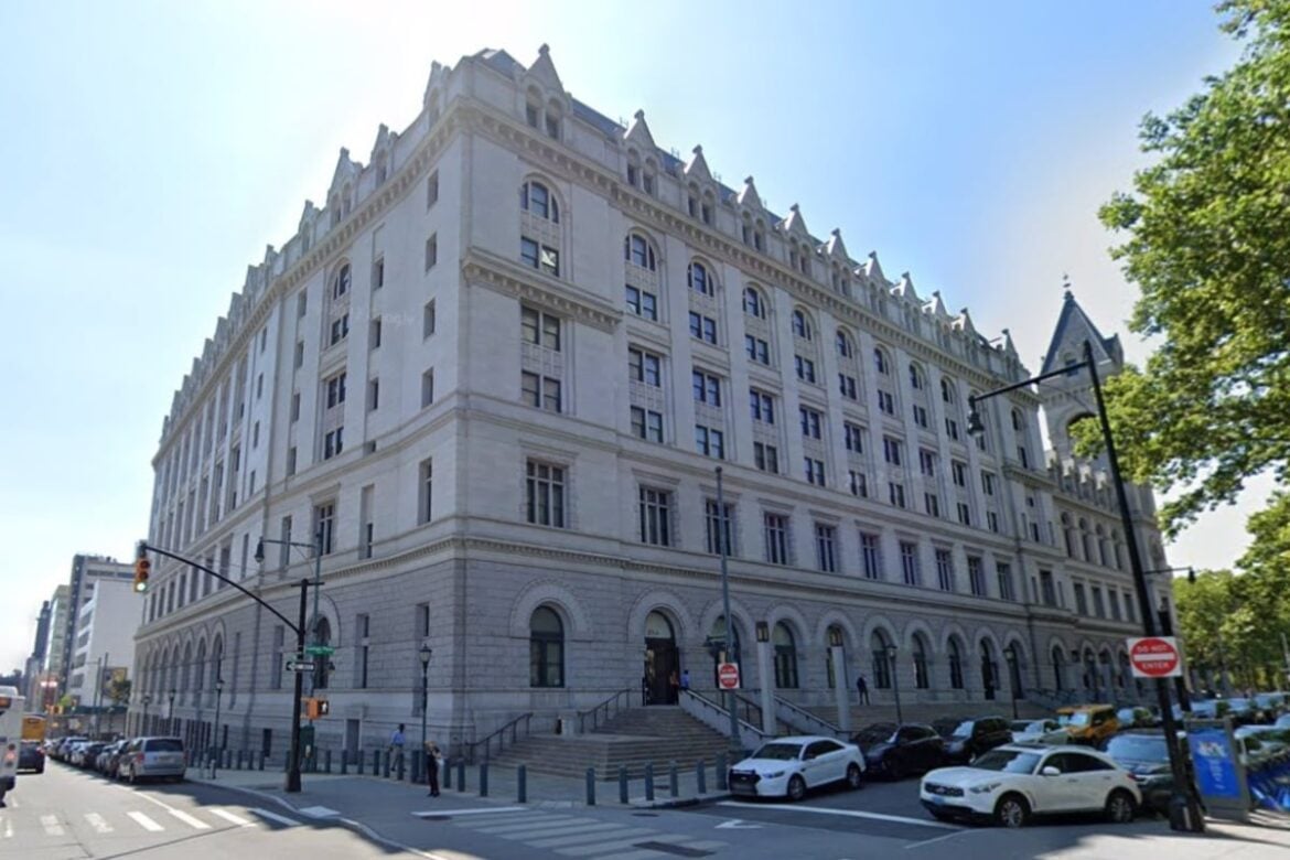 Huawei Goes on Trial in US Federal Court for Racketeering and Fraud