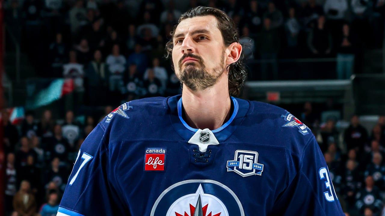 Winnipeg Jets Suspend Connor Hellebuyck After Trade Request and Absence