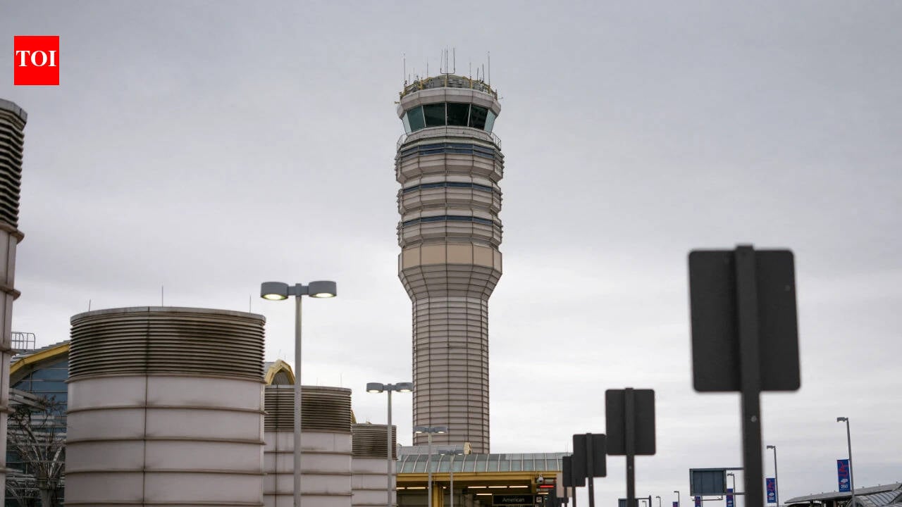 US Northeast Flights Delayed After Construction Workers Sever Telecom Cable