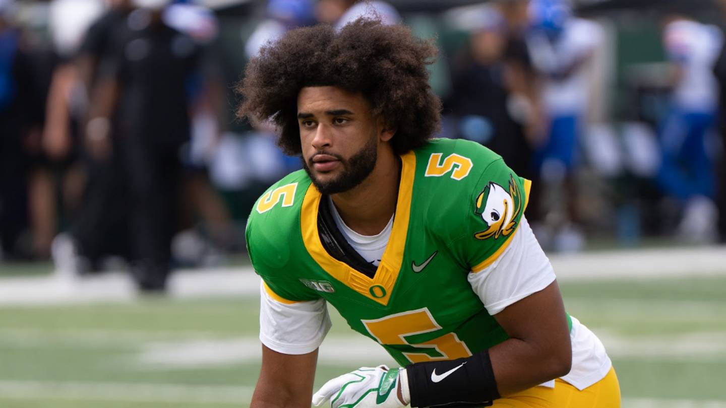 Dylan Raiola Expected to Start for Oregon Against Illinois