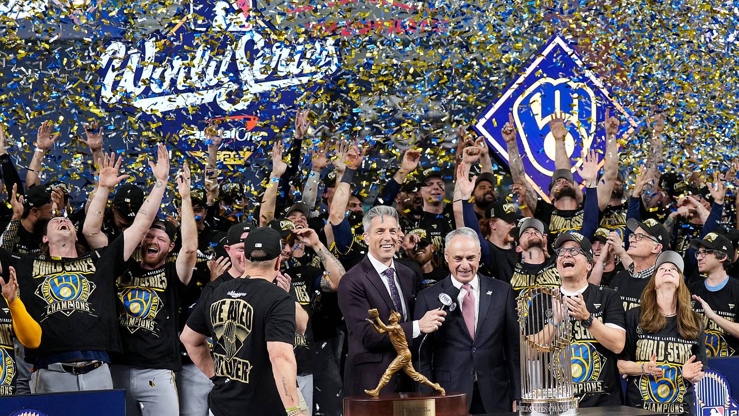 Dodgers Favored Over Brewers for 2027 World Series in Early Odds