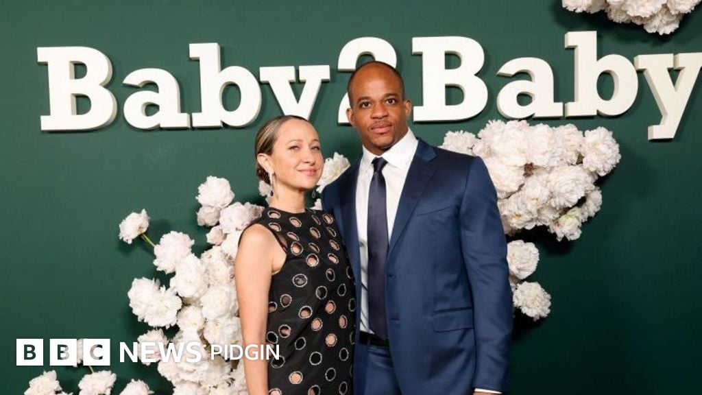 Jennifer Meyer and Geoff Ogunlesi attend Baby2Baby Gala for 2023
