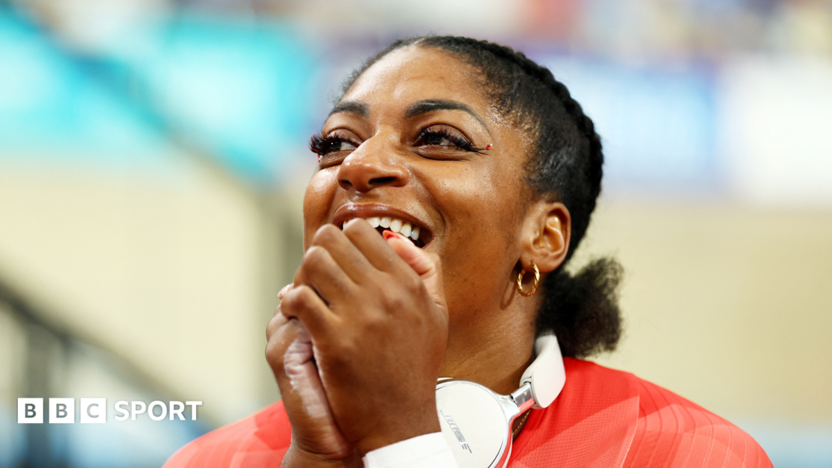 Kadeena Cox celebrates at the 2026 Commonwealth Games