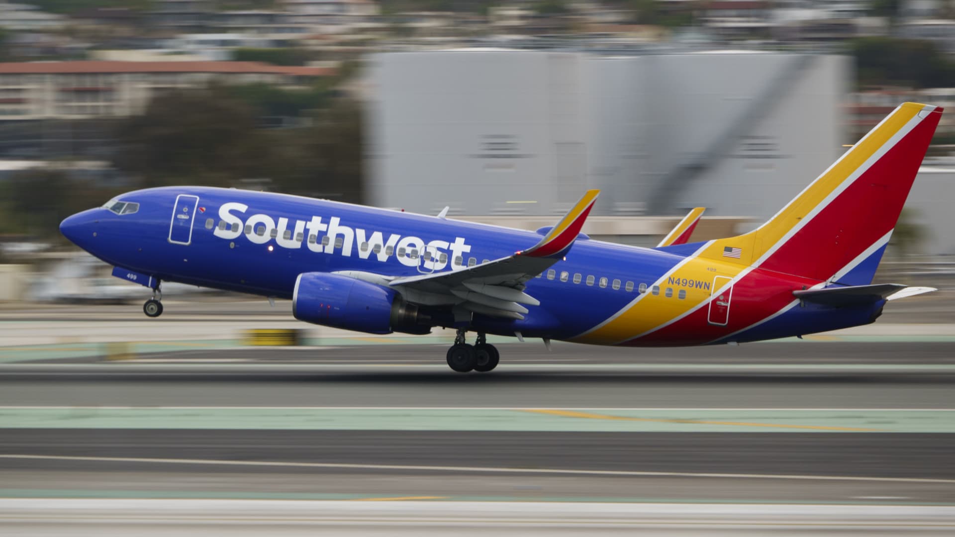 Southwest Airlines Cuts 2026 Profit Forecast On Fuel Costs