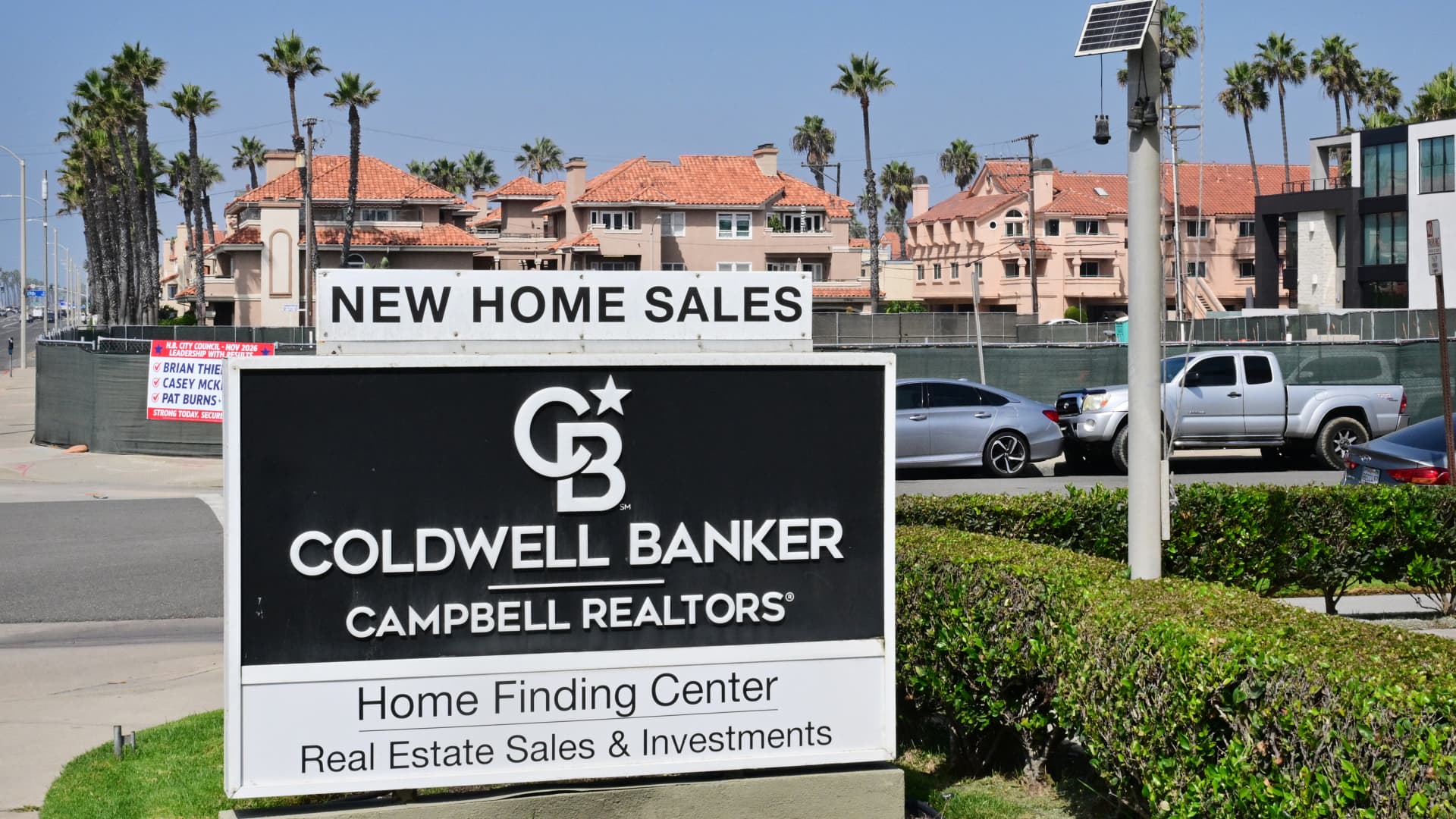 Mortgage Rates Hit 3-Year High as Application Volume Drops
