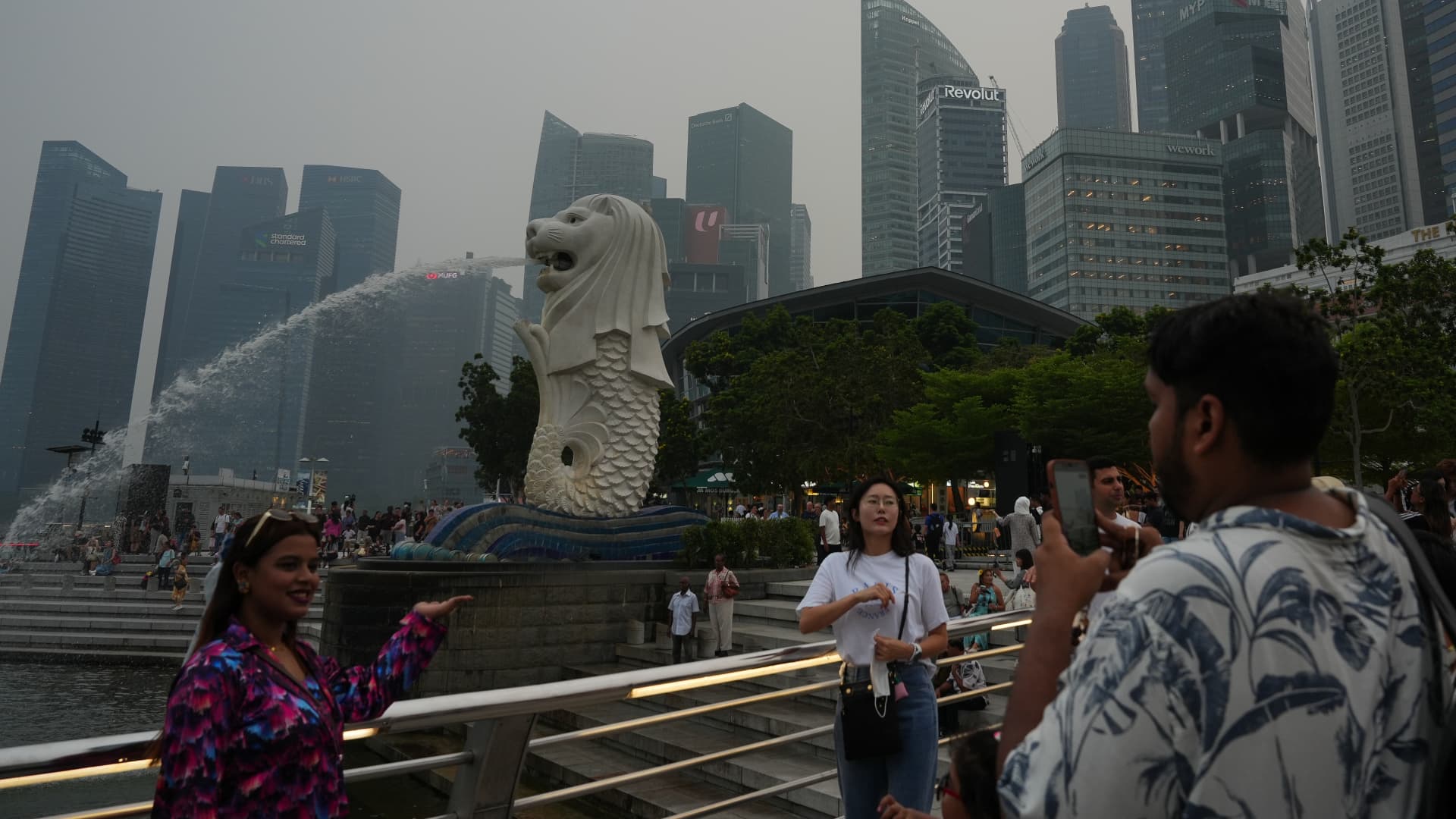 Singapore Air Pollution Hits Very Unhealthy Level As Haze Blankets City
