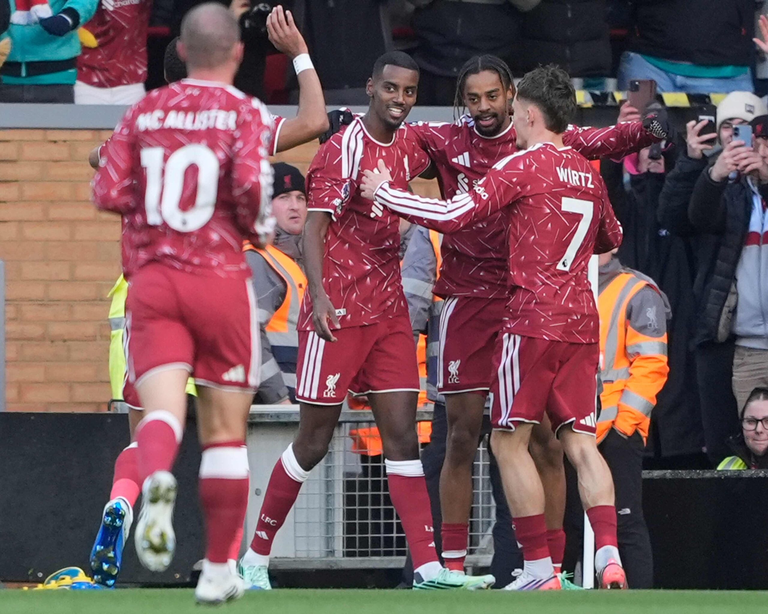 Liverpool 2-0 Brighton: Alexander Isak Scores as Reds Hit Fourth Place