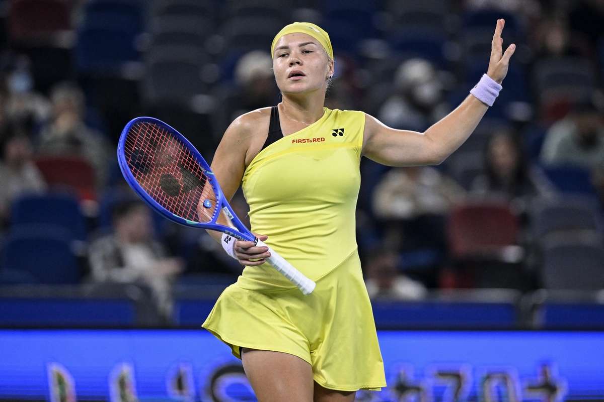 Rafael Jódar Reaches Shanghai Semifinals After Ball Kid Backlash
